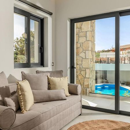 Lagoon Luxury Suites Vasilikí 外观 照片